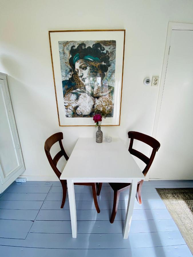 Villa Tiny House De Oude Berg Bergen Esterno foto